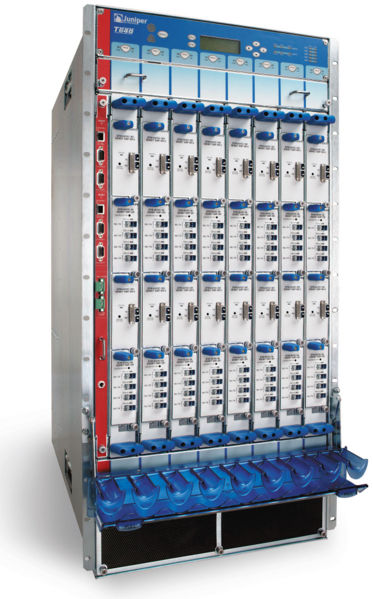 文件:Juniper-T640-2.jpg