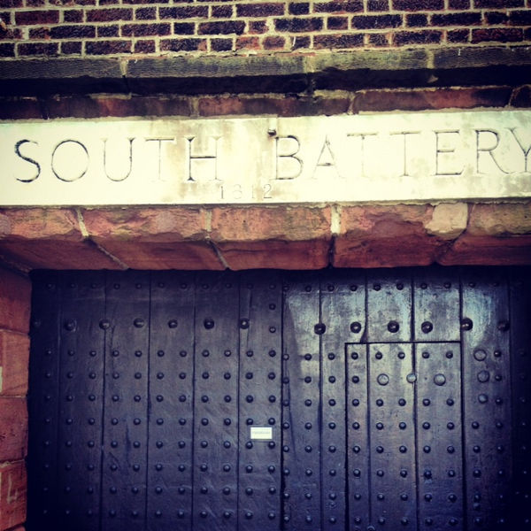 文件:Click here 4715.jpg